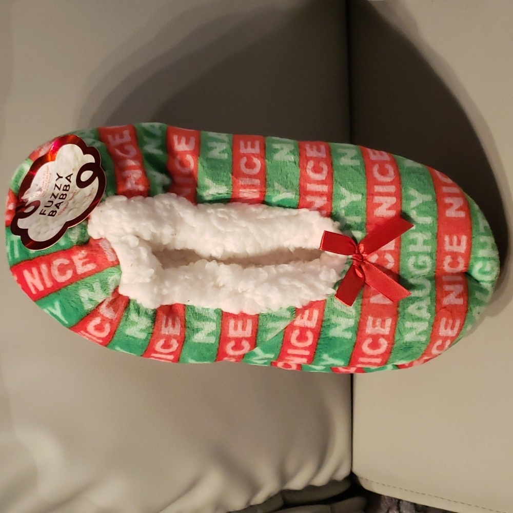 Soft Fuzzy lined Naughty Nice Babba Slippers Ladies shoe size 7-9 1/2 NWT